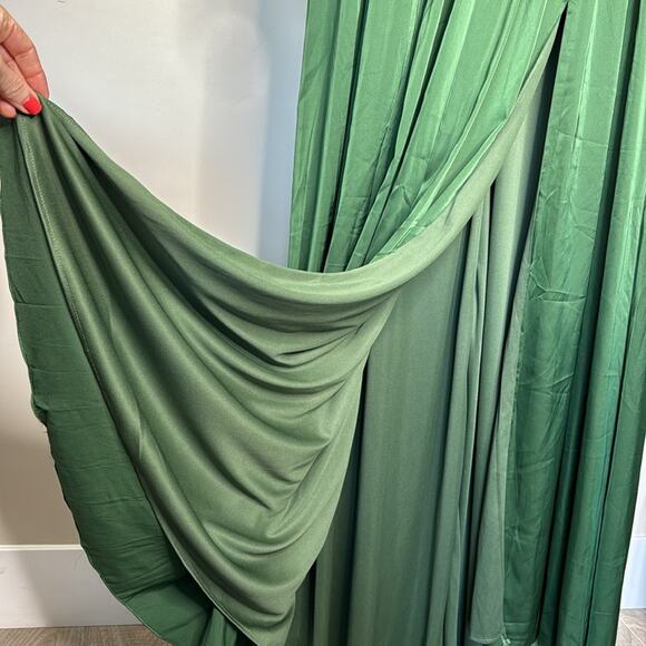 NWT IEENA for MAC DUGGAL 55702 Emerald Green Rhinestone Trim Puff Sleeve Gown - Picture 7 of 13